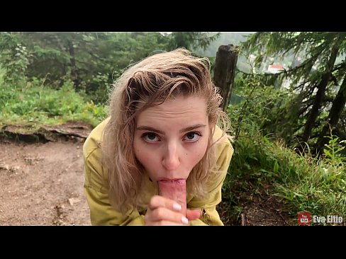 ❤️ Nighean a’ slugadh cum às deidh blowjob poblach - Eva Elfi ️❌ Bhidio fucking leinn